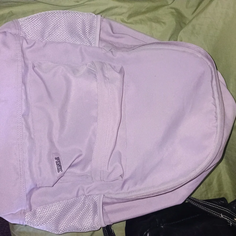Lavender Backpack - Picture 4 of 4